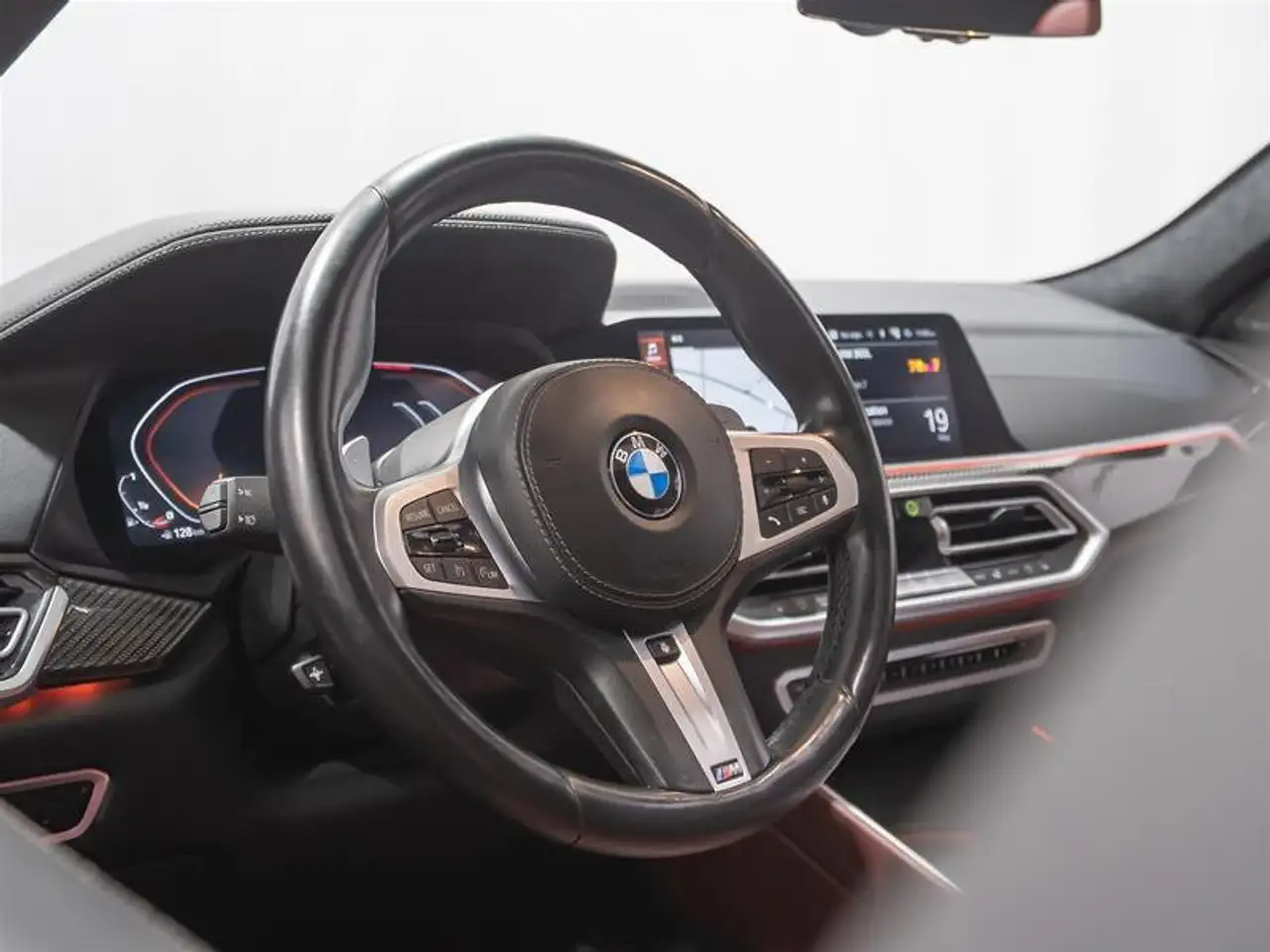 BMW X6 снимка BMW X6