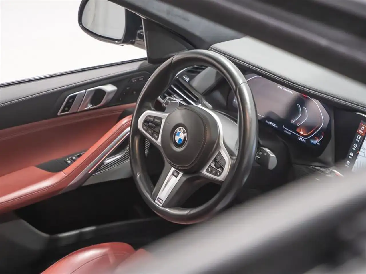 BMW X6 снимка BMW X6