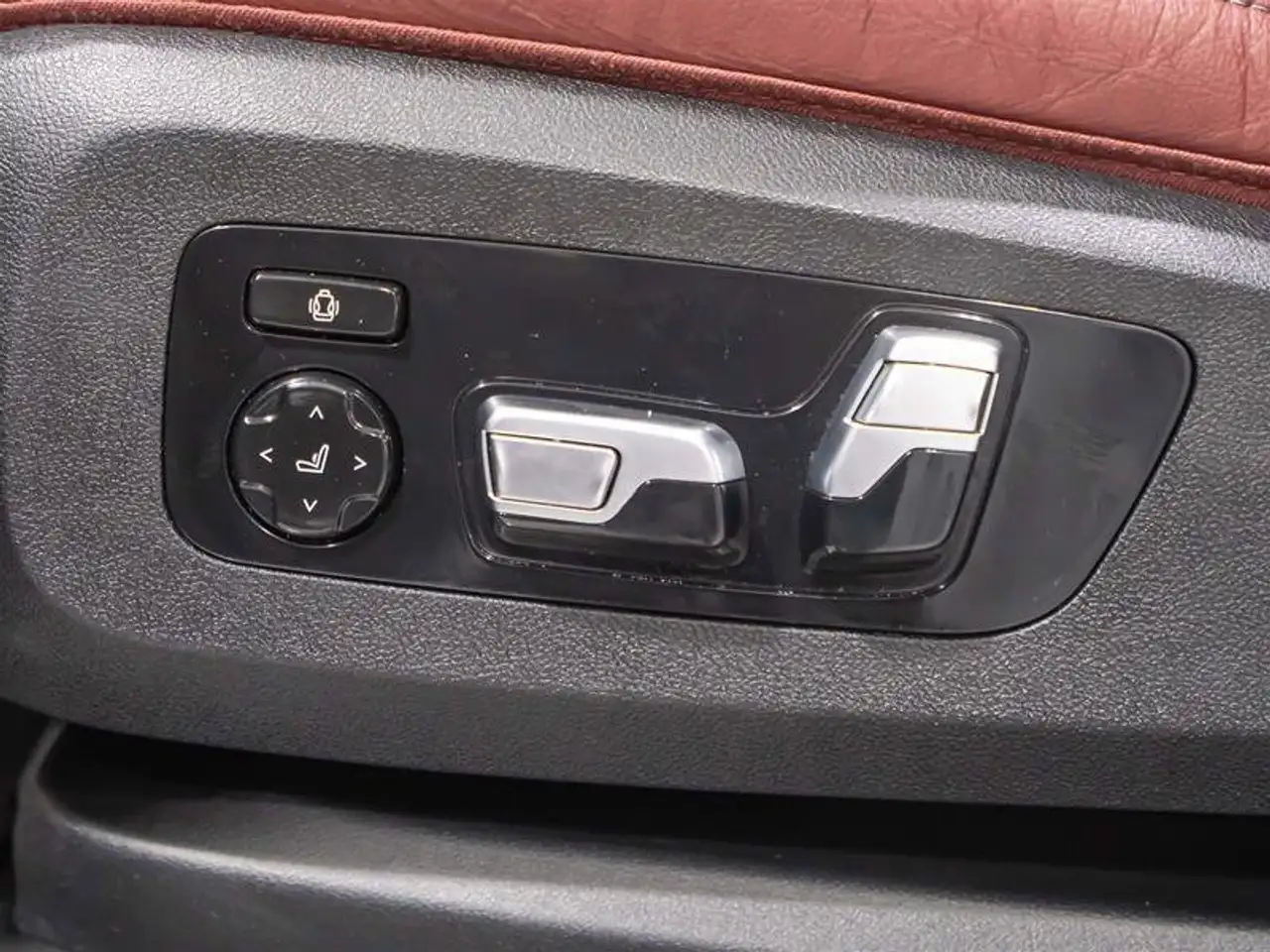 BMW X6 снимка BMW X6