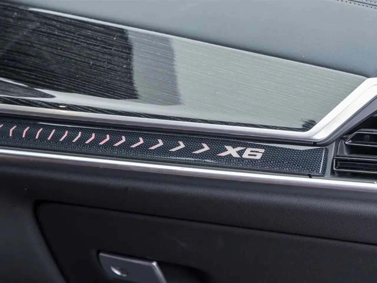 BMW X6 photo BMW X6