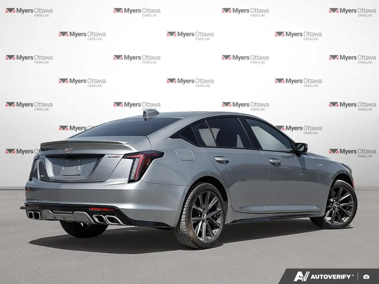 Cadillac CT5-V photo Cadillac CT5-V