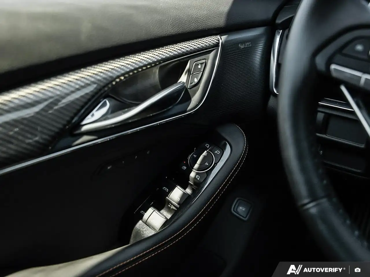 Cadillac CT5-V photo Cadillac CT5-V