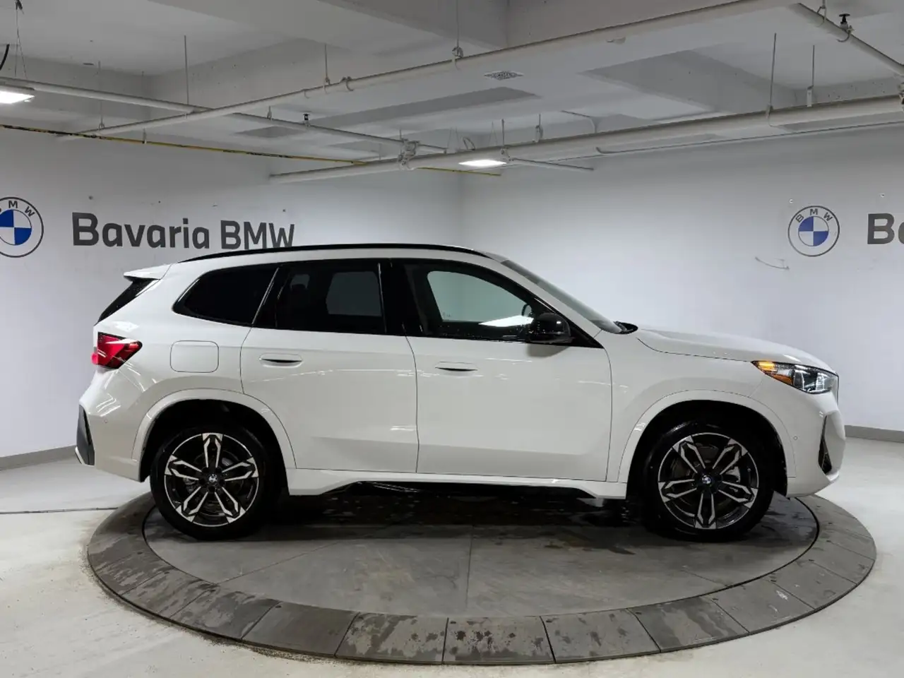 BMW X1 снимка BMW X1