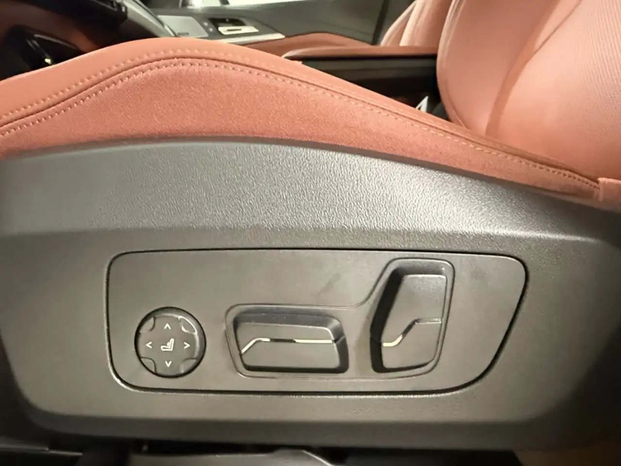 BMW X1 снимка BMW X1