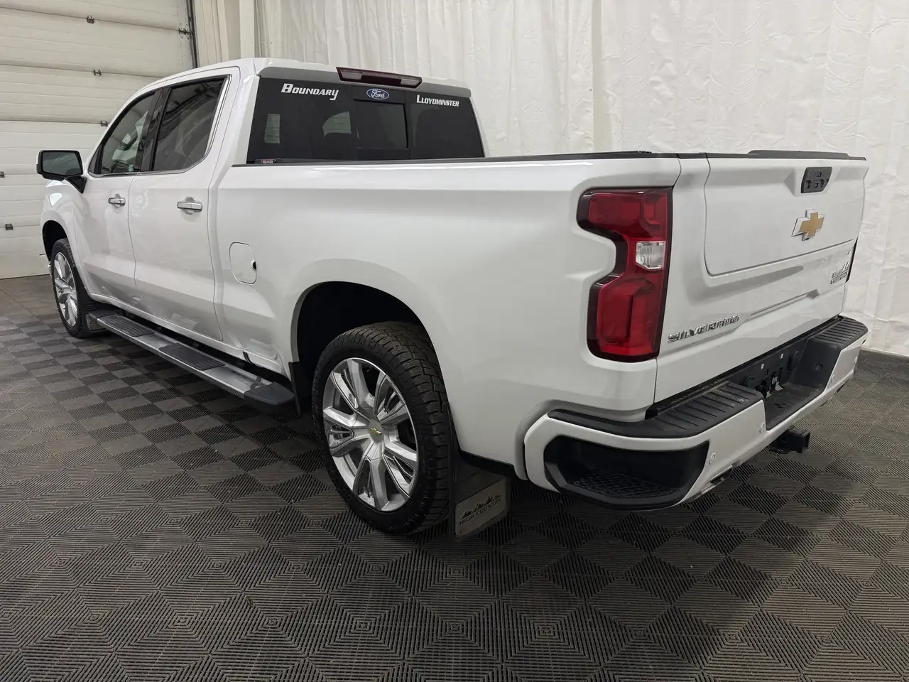 Chevrolet Silverado 1500 снимка Chevrolet Silverado 1500