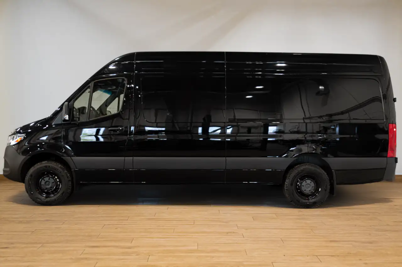 Mercedes-Benz Sprinter снимка Mercedes-Benz Sprinter