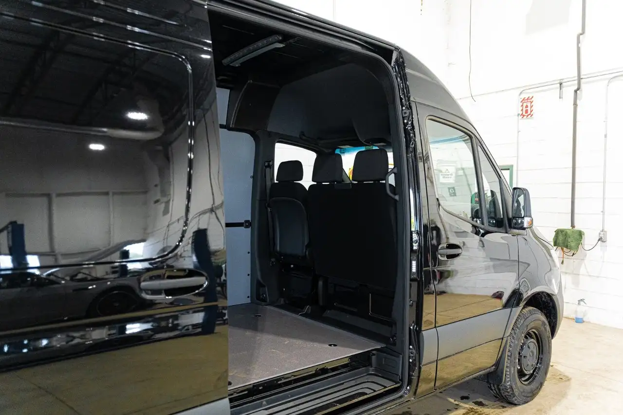 Mercedes-Benz Sprinter снимка Mercedes-Benz Sprinter