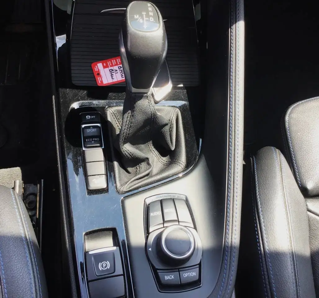 BMW X1 photo BMW X1