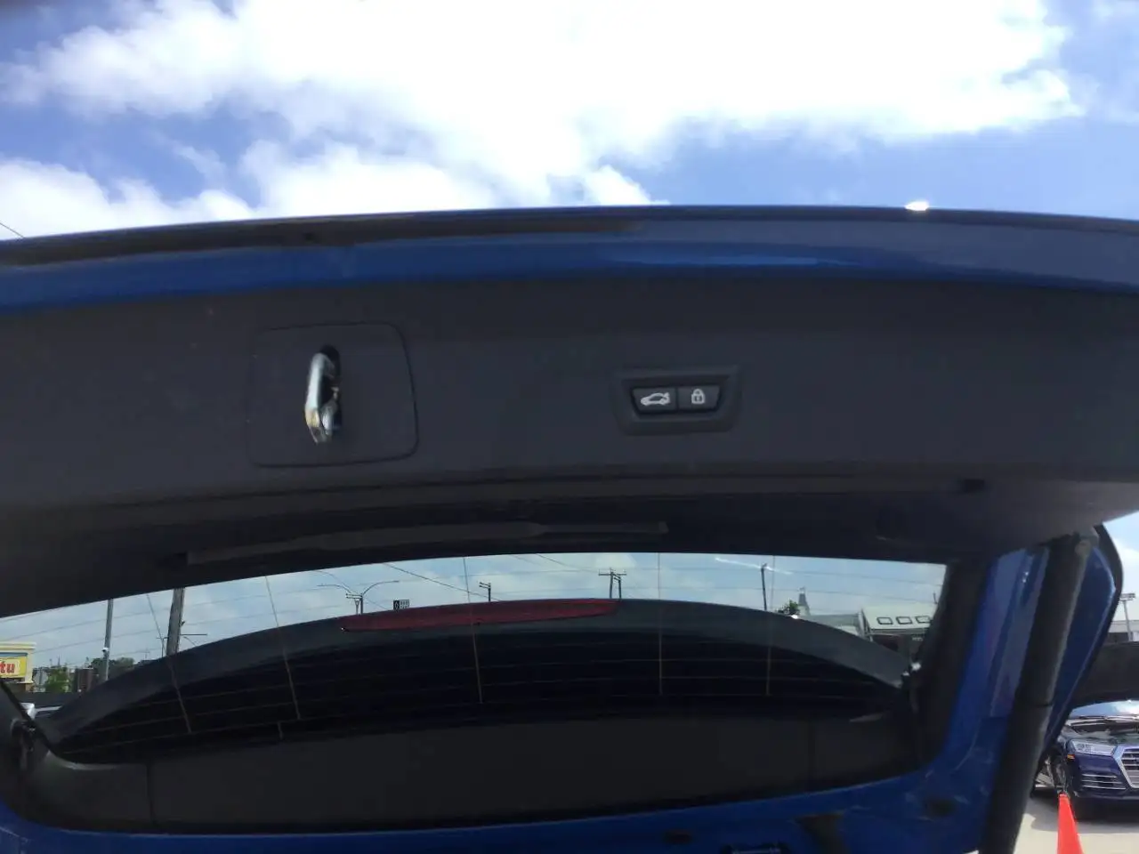 BMW X1 photo BMW X1