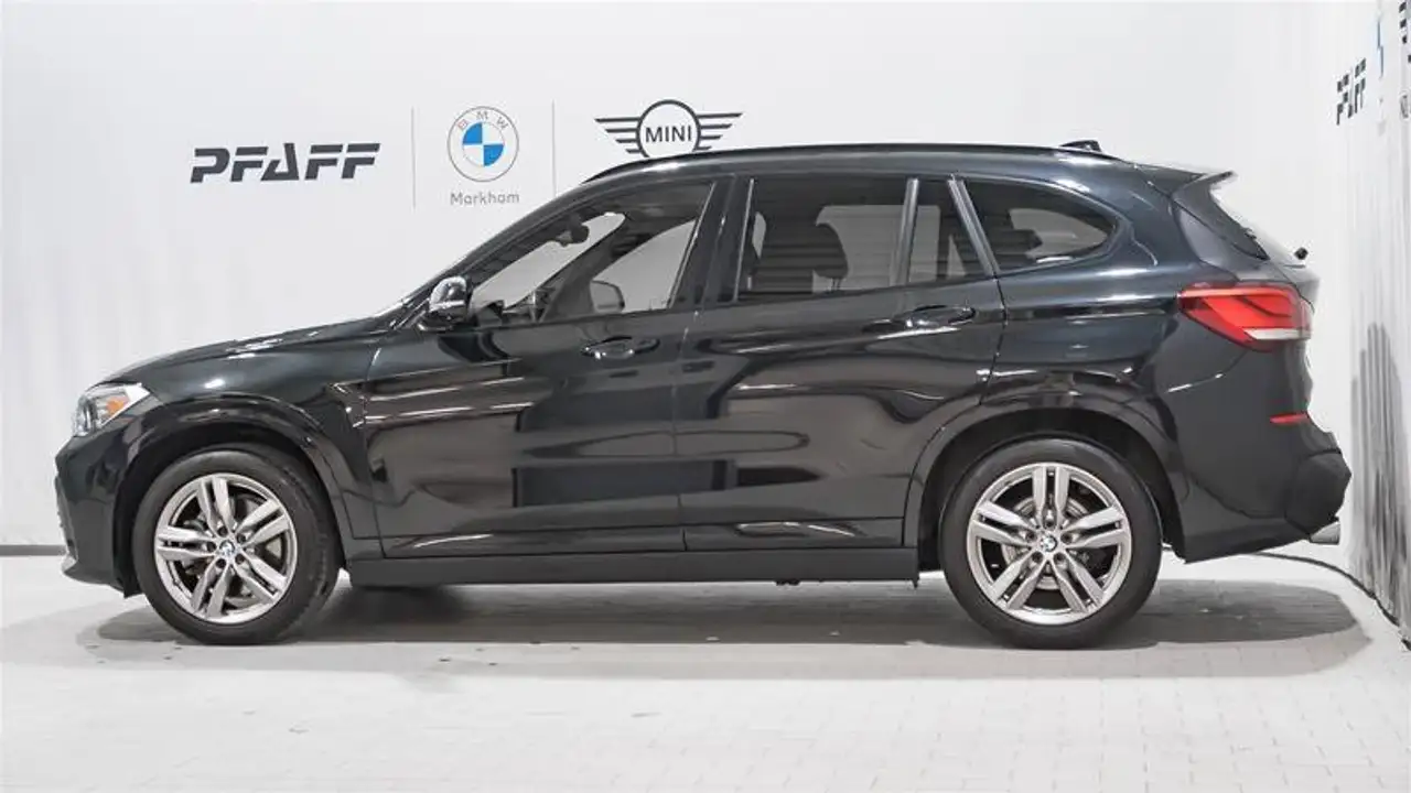 BMW X1 photo BMW X1