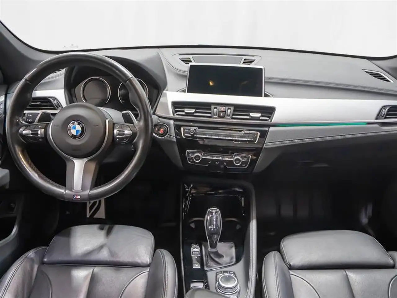 BMW X1 photo BMW X1