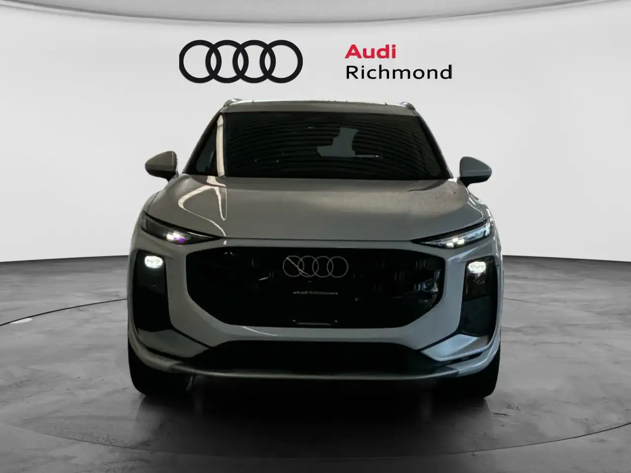 Audi Q3 снимка Audi Q3