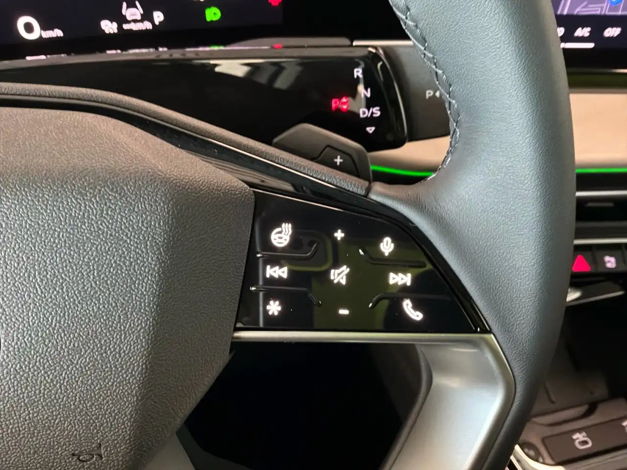 Audi Q3 снимка Audi Q3