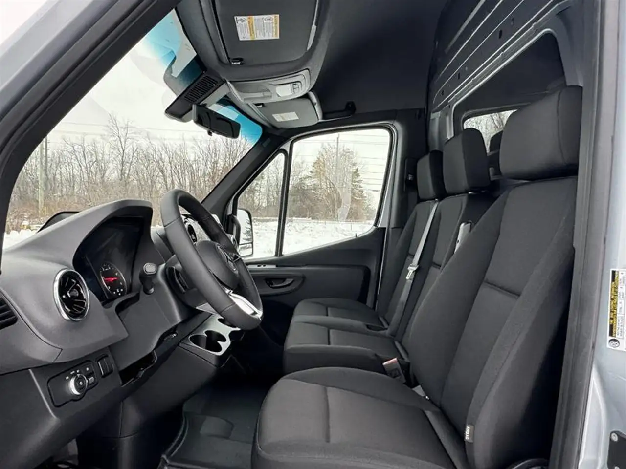 Mercedes-Benz Sprinter снимка Mercedes-Benz Sprinter