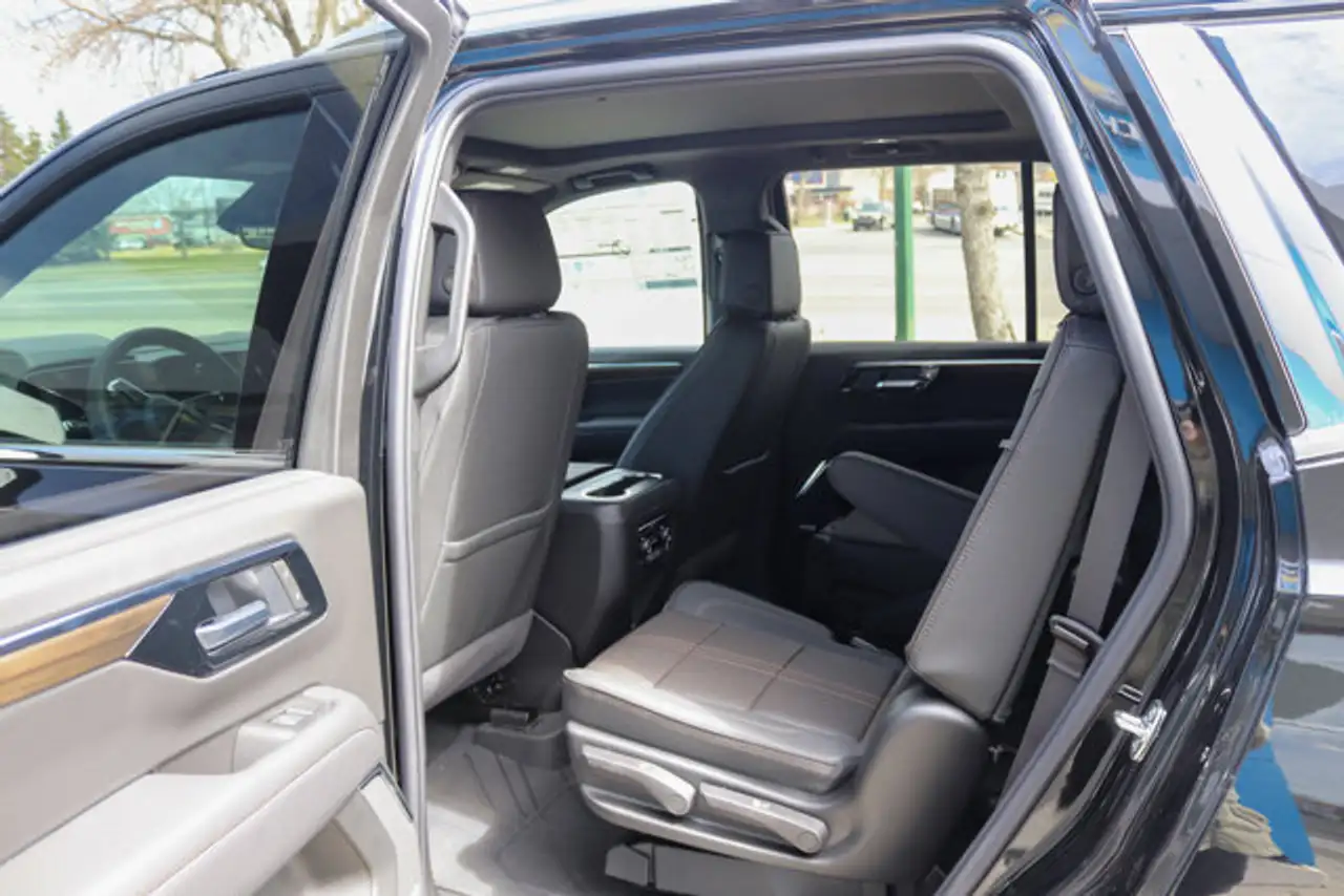 Chevrolet Tahoe снимка Chevrolet Tahoe