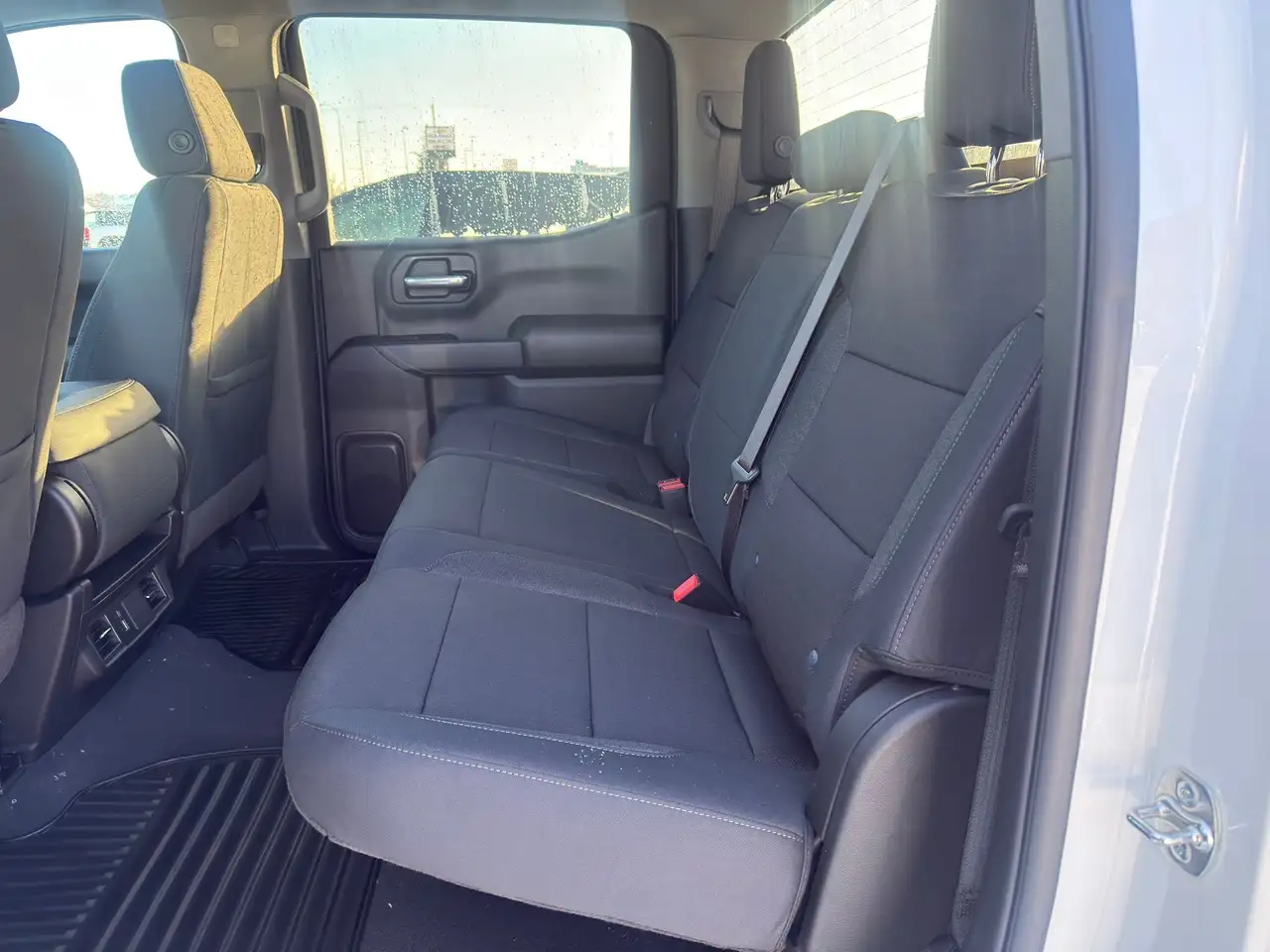Chevrolet Silverado 1500 photo Chevrolet Silverado 1500
