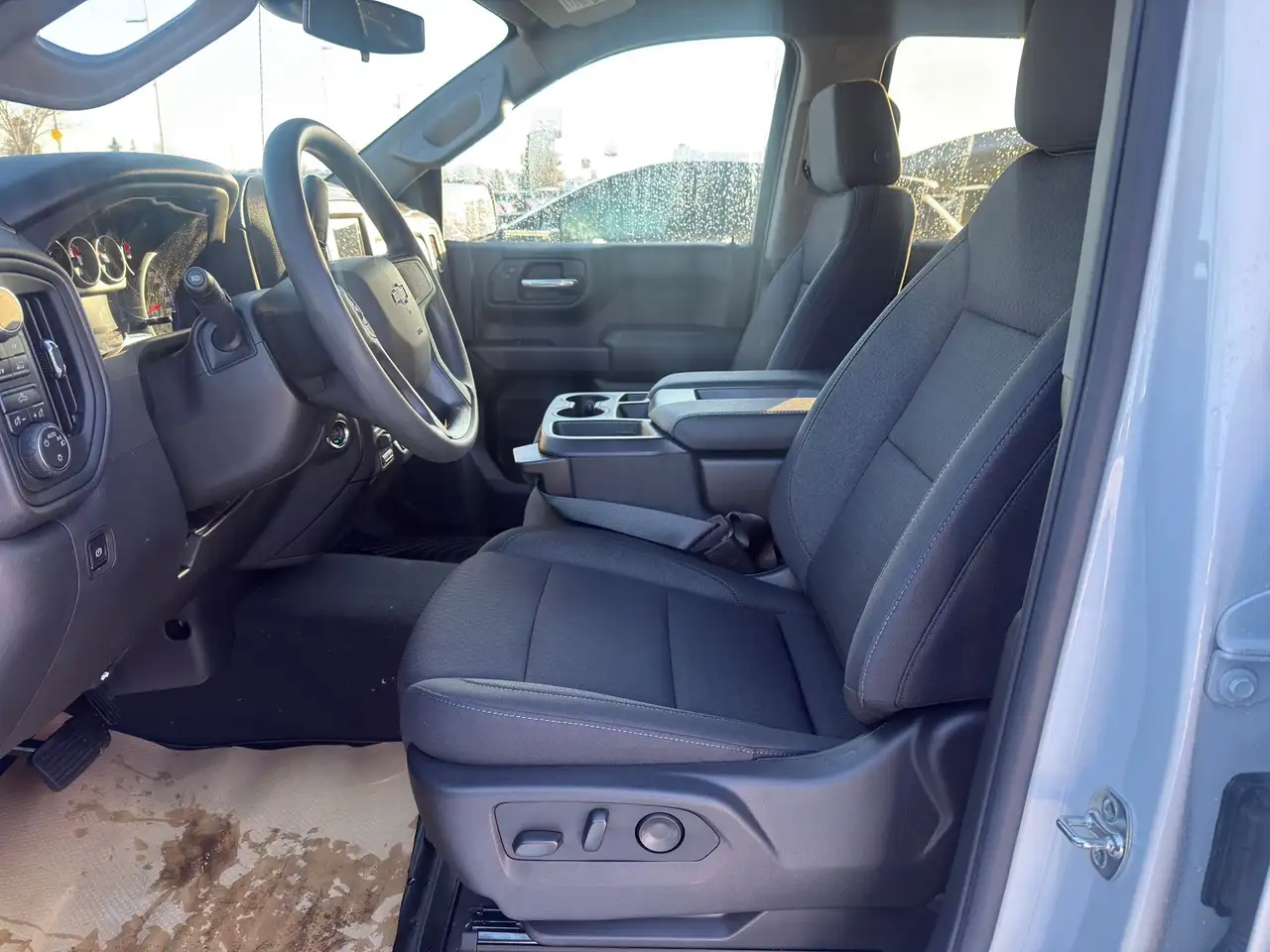 Chevrolet Silverado 1500 photo Chevrolet Silverado 1500
