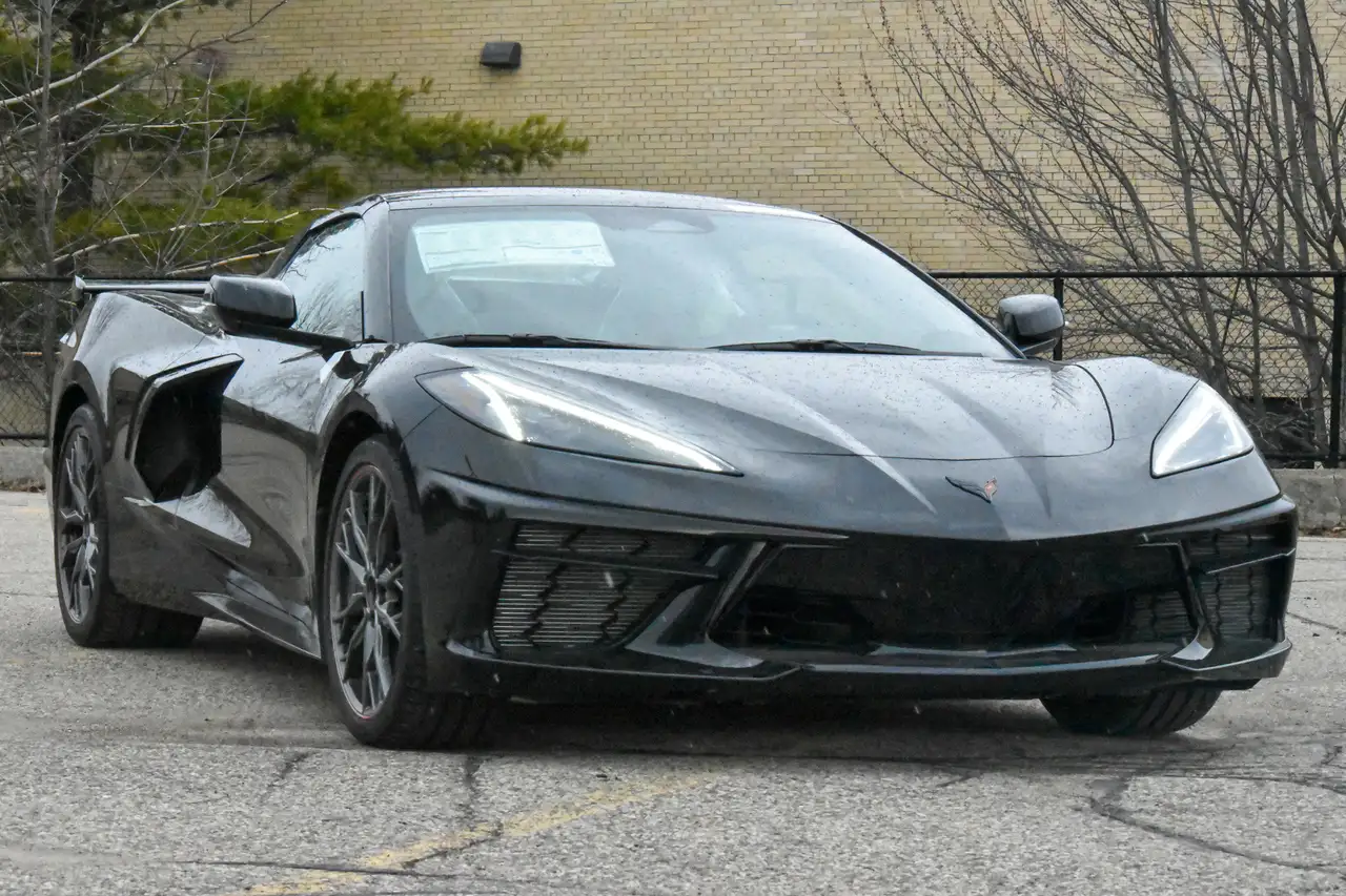Chevrolet Corvette снимка Chevrolet Corvette