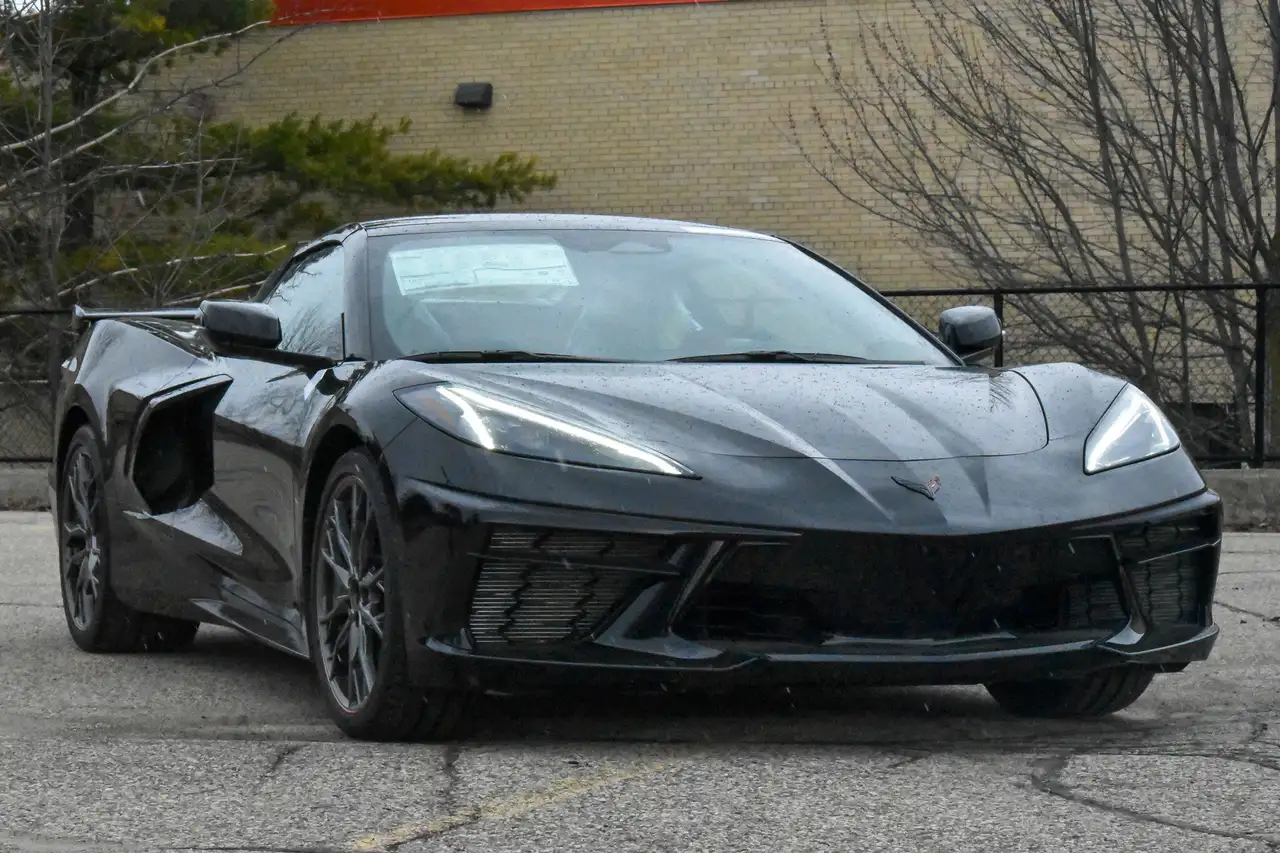 Chevrolet Corvette снимка Chevrolet Corvette