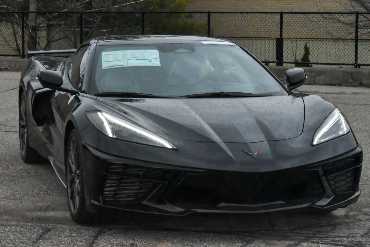 Chevrolet Corvette снимка Chevrolet Corvette