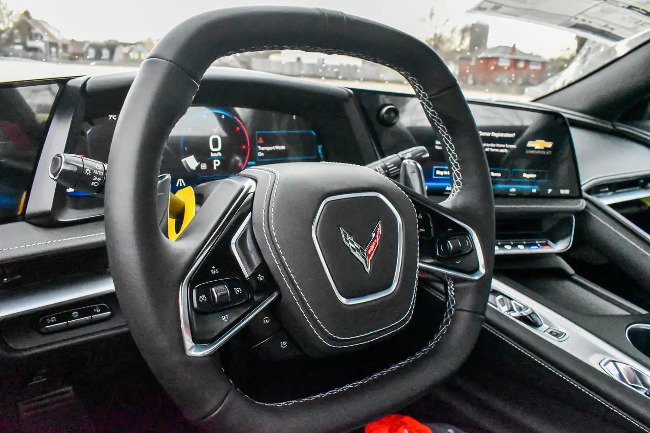 Chevrolet Corvette снимка Chevrolet Corvette