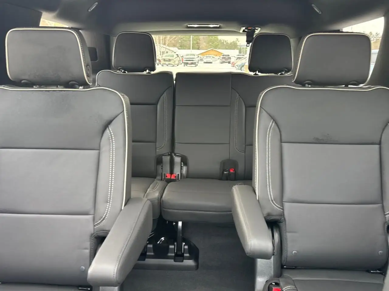 Chevrolet Tahoe photo Chevrolet Tahoe