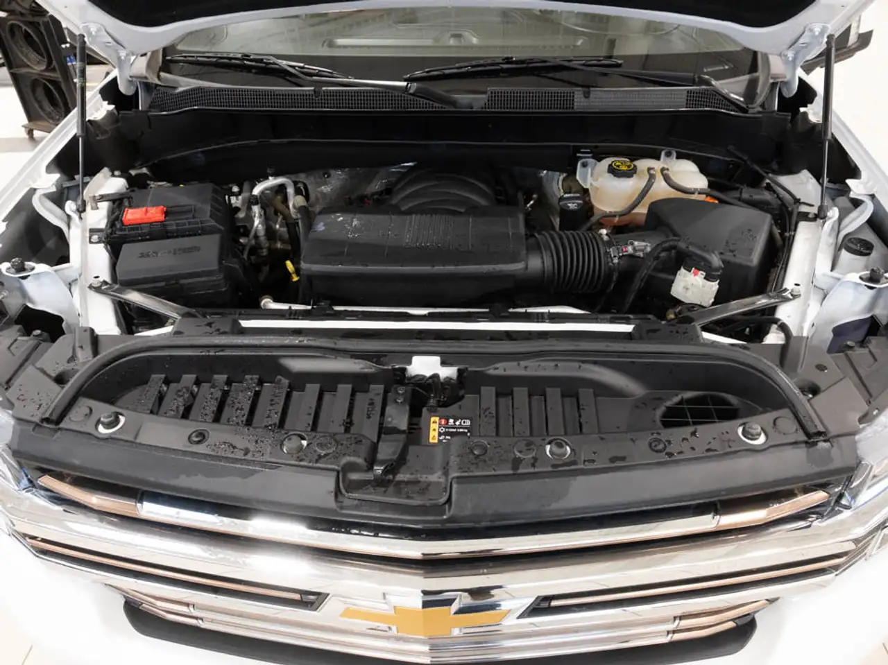 Chevrolet Silverado 1500 снимка Chevrolet Silverado 1500