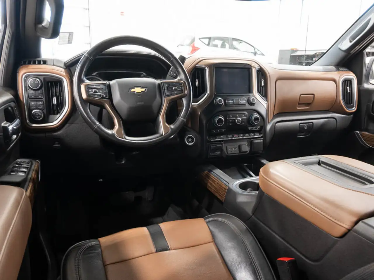 Chevrolet Silverado 1500 снимка Chevrolet Silverado 1500