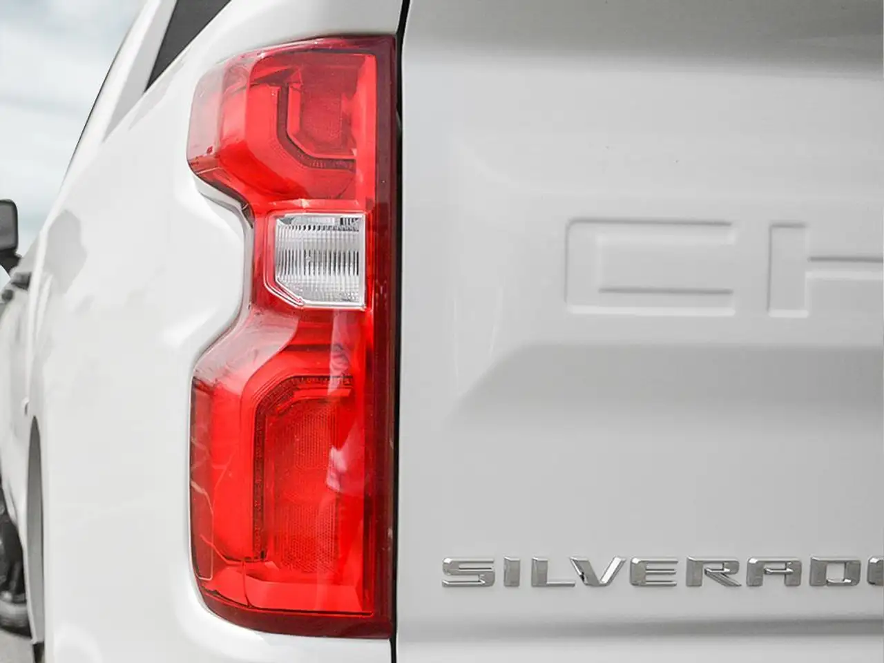 Chevrolet Silverado 1500 photo Chevrolet Silverado 1500