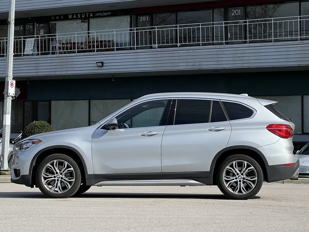 BMW X1 photo BMW X1