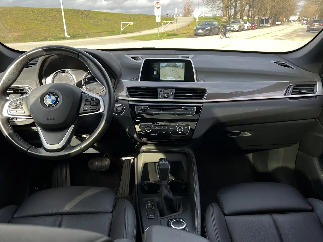 BMW X1 photo BMW X1