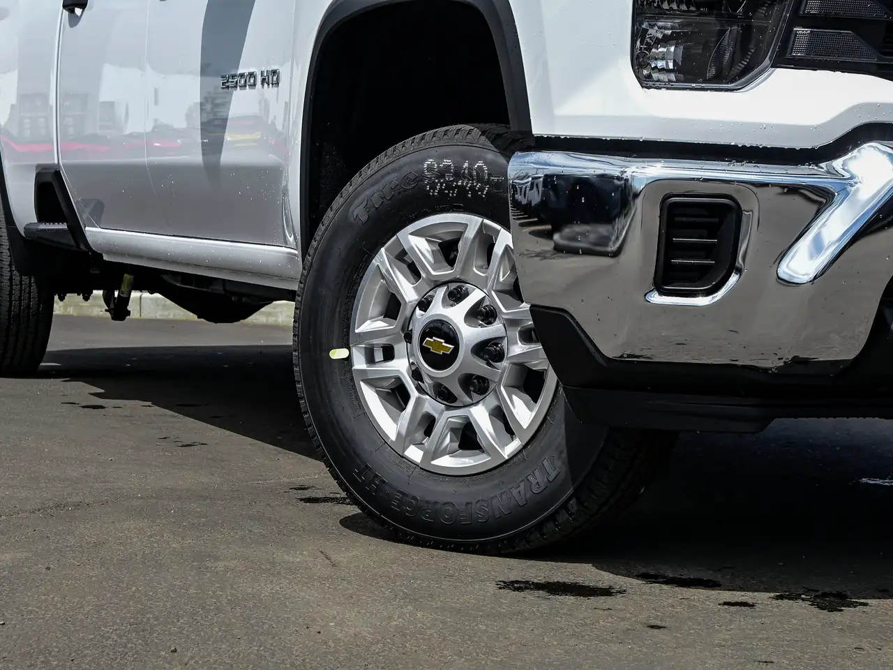 Chevrolet Silverado 2500 photo Chevrolet Silverado 2500