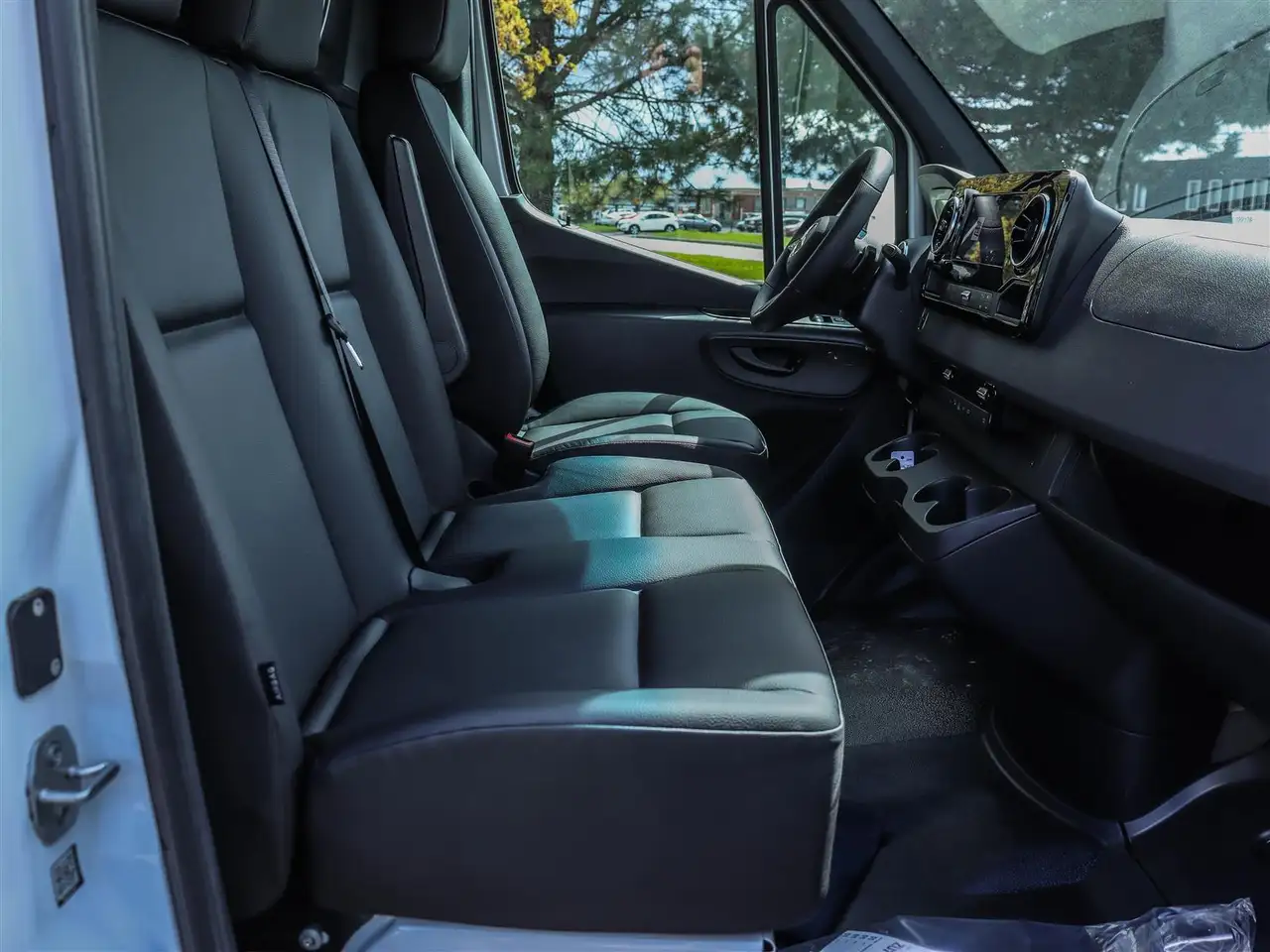 Mercedes-Benz Sprinter снимка Mercedes-Benz Sprinter