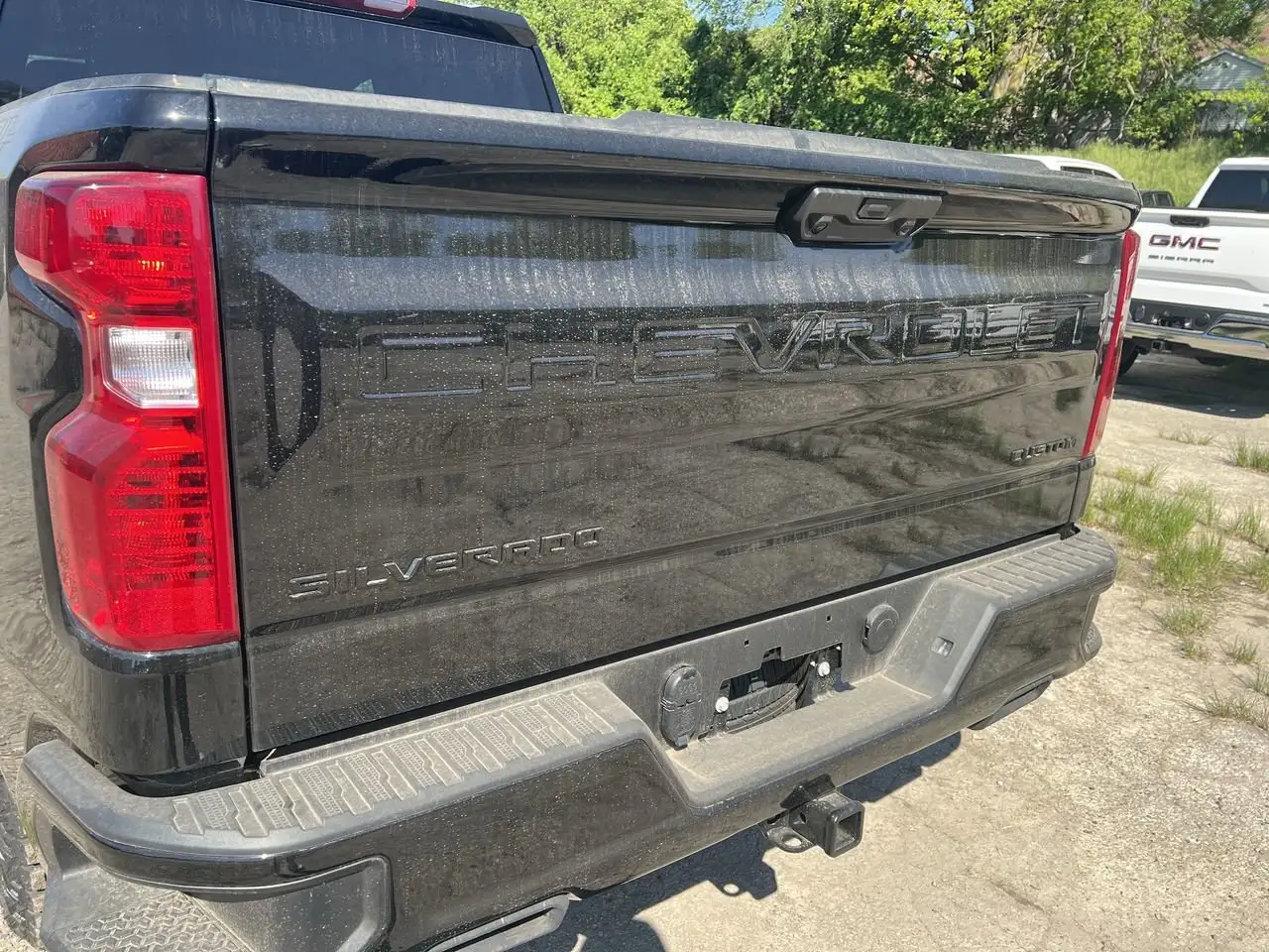 Chevrolet Silverado 1500 photo Chevrolet Silverado 1500