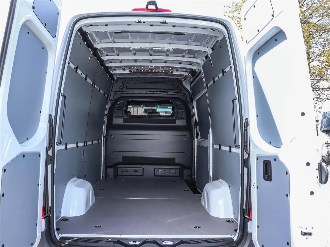 Mercedes-Benz Sprinter снимка Mercedes-Benz Sprinter
