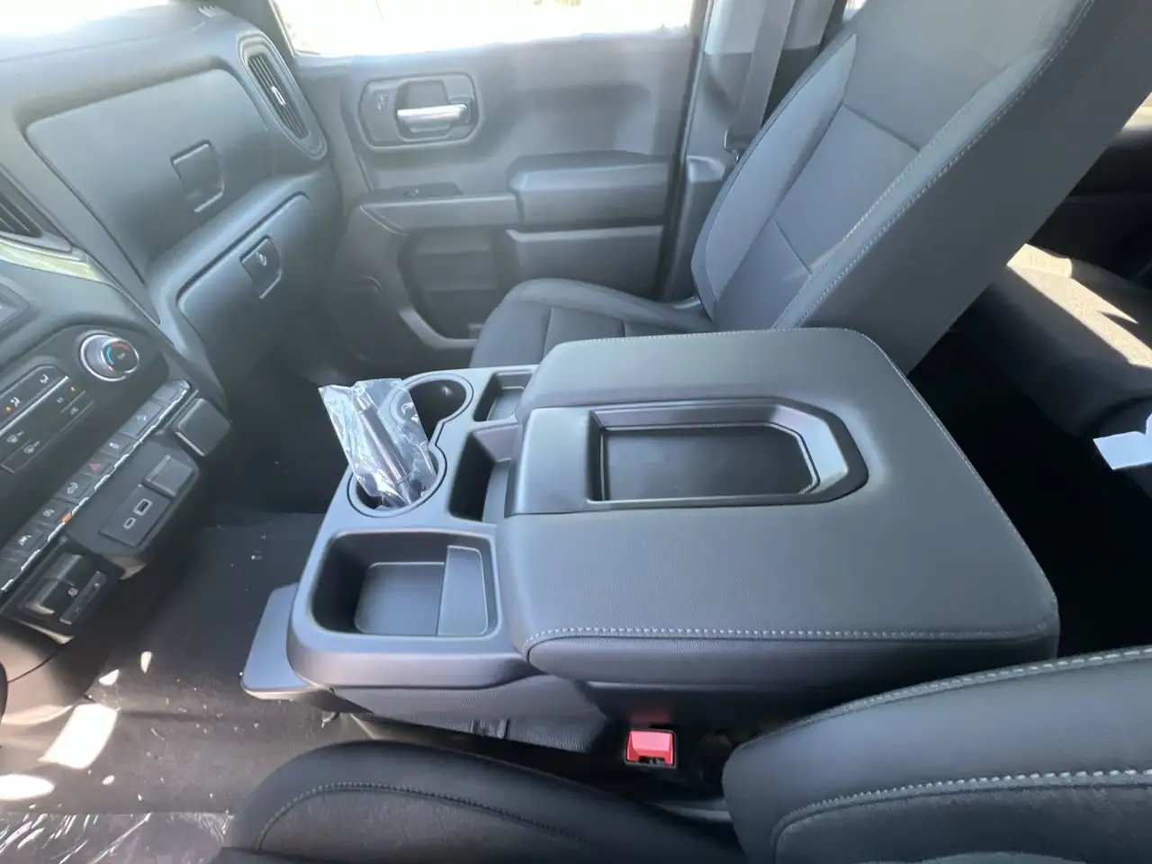 Chevrolet Silverado 1500 photo Chevrolet Silverado 1500
