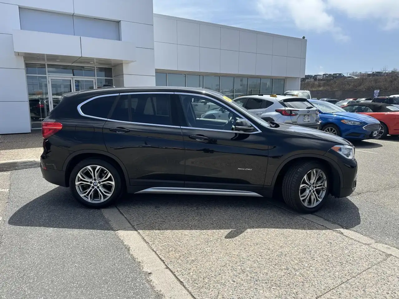 BMW X1 снимка BMW X1