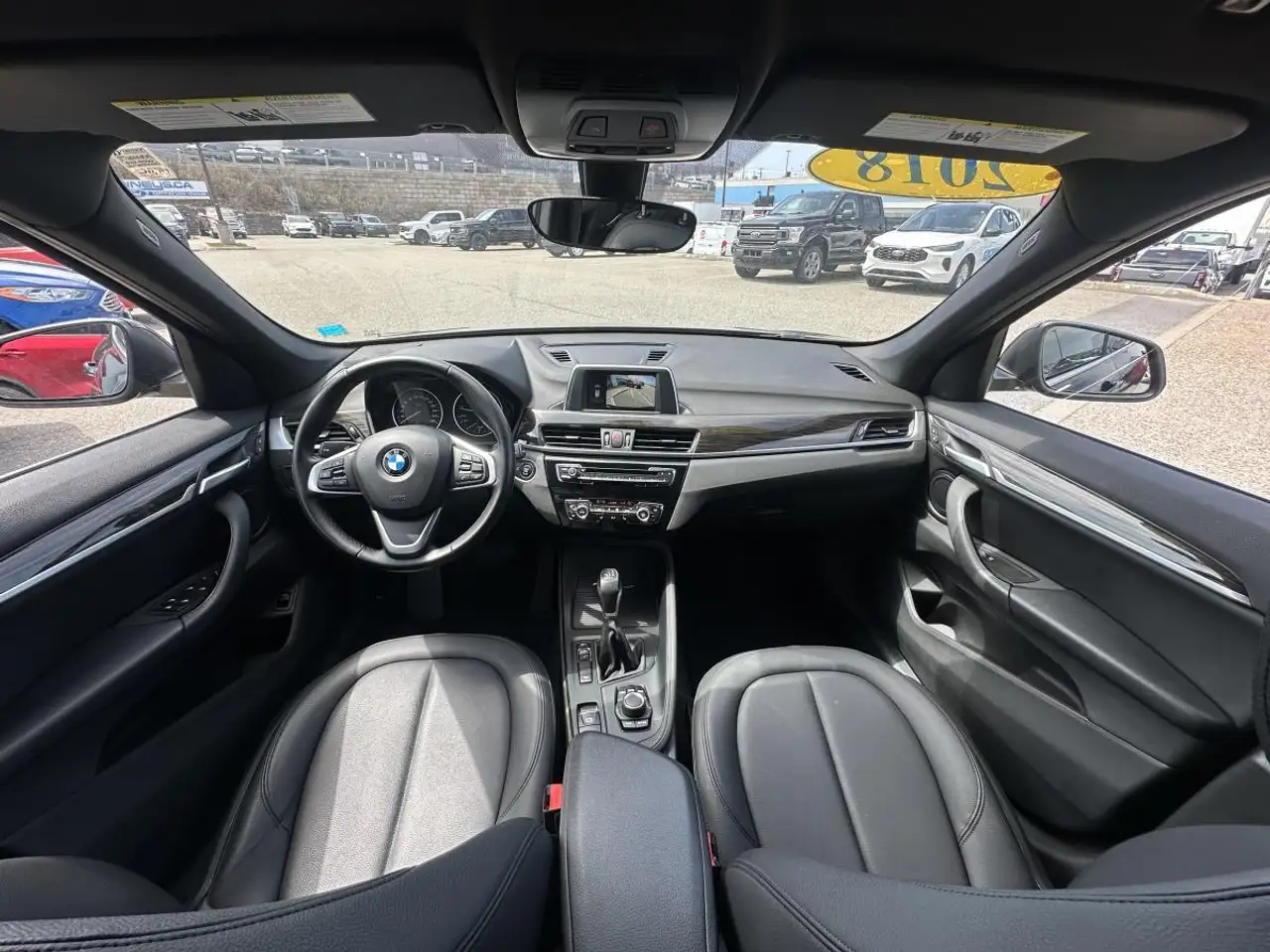 BMW X1 снимка BMW X1