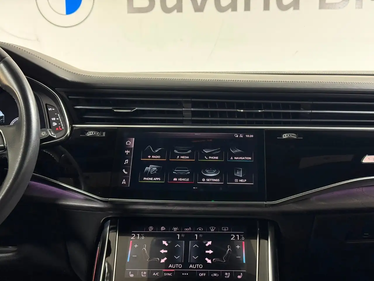 Audi Q8 fotografie Audi Q8
