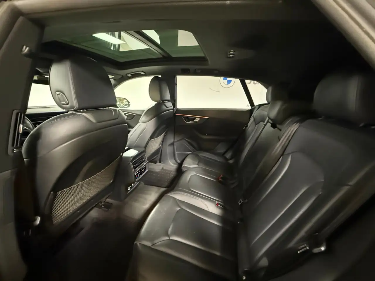 Audi Q8 fotografie Audi Q8