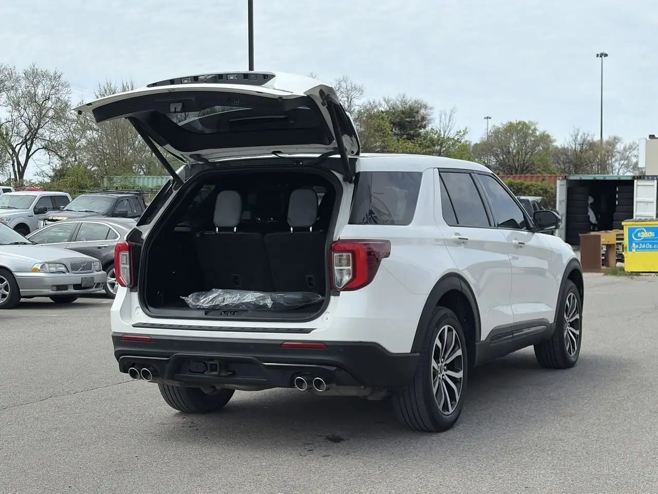 Ford Explorer снимка Ford Explorer