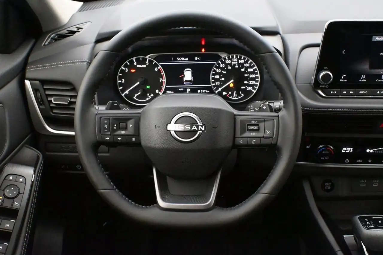 Nissan Rogue снимка Nissan Rogue