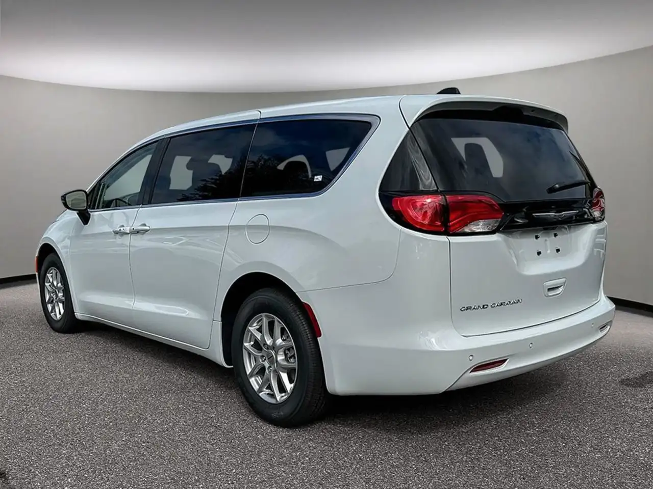 Chrysler Grand Caravan photo Chrysler Grand Caravan