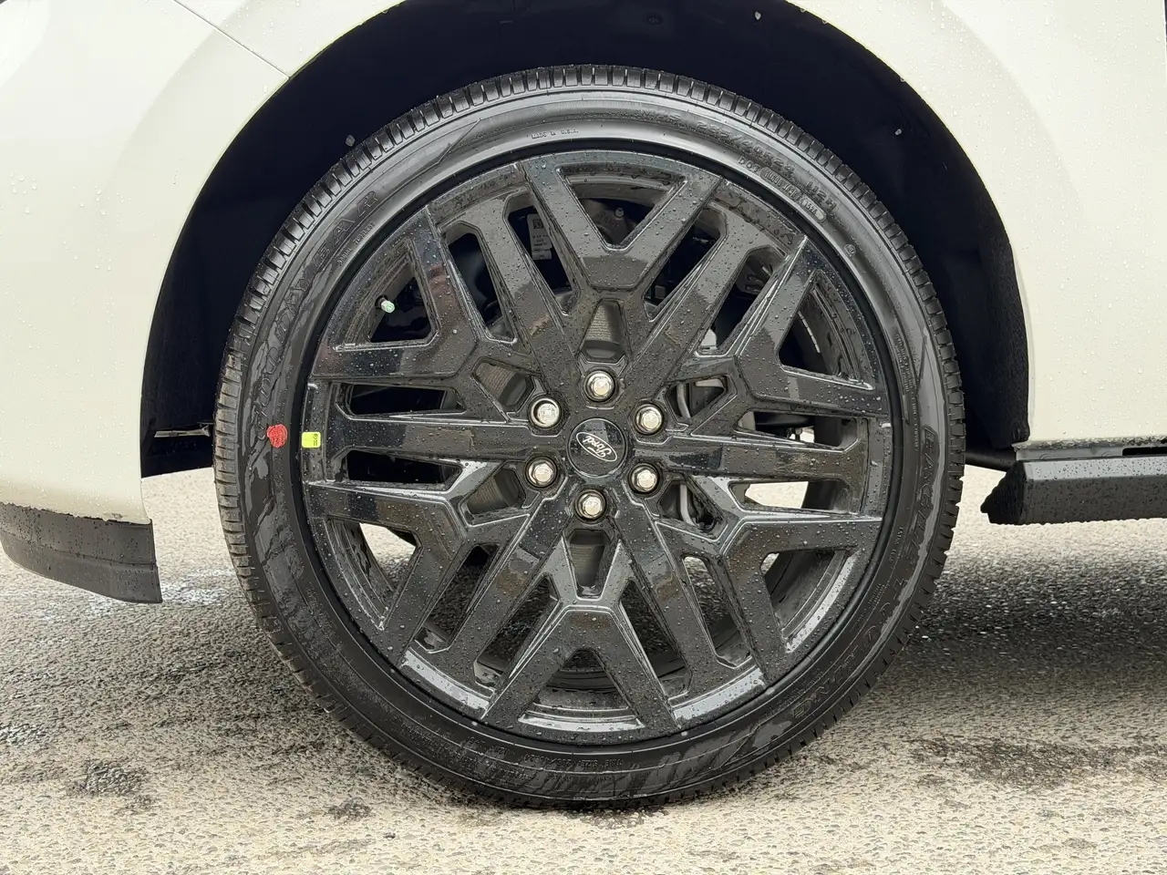 Ford Expedition снимка Ford Expedition