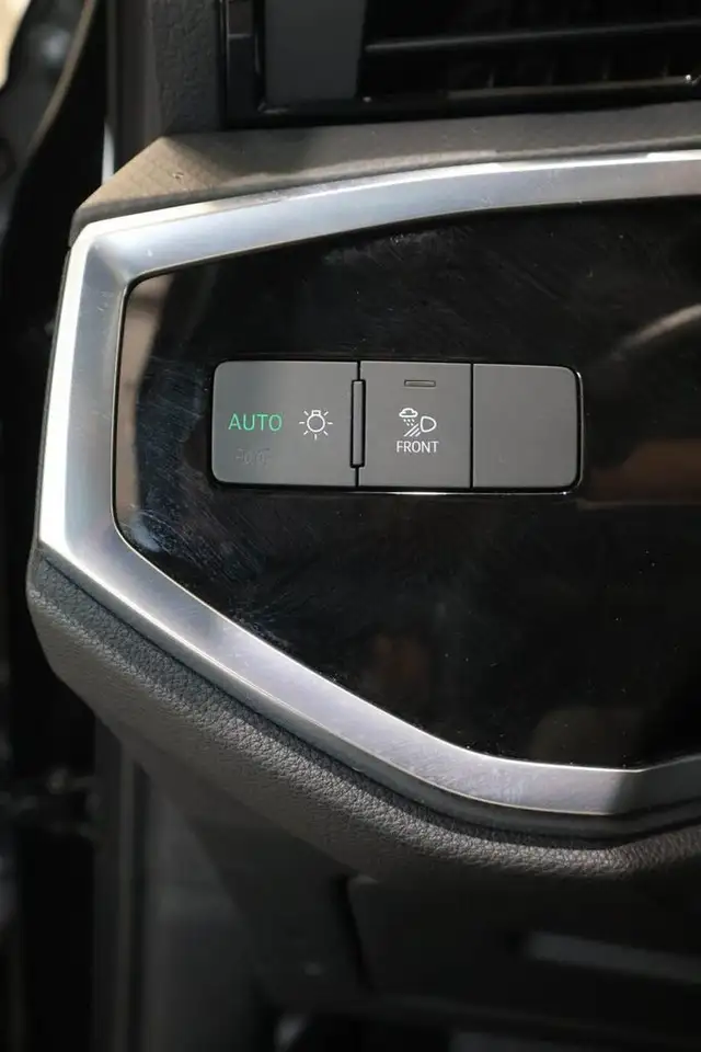 Audi Q3 снимка Audi Q3