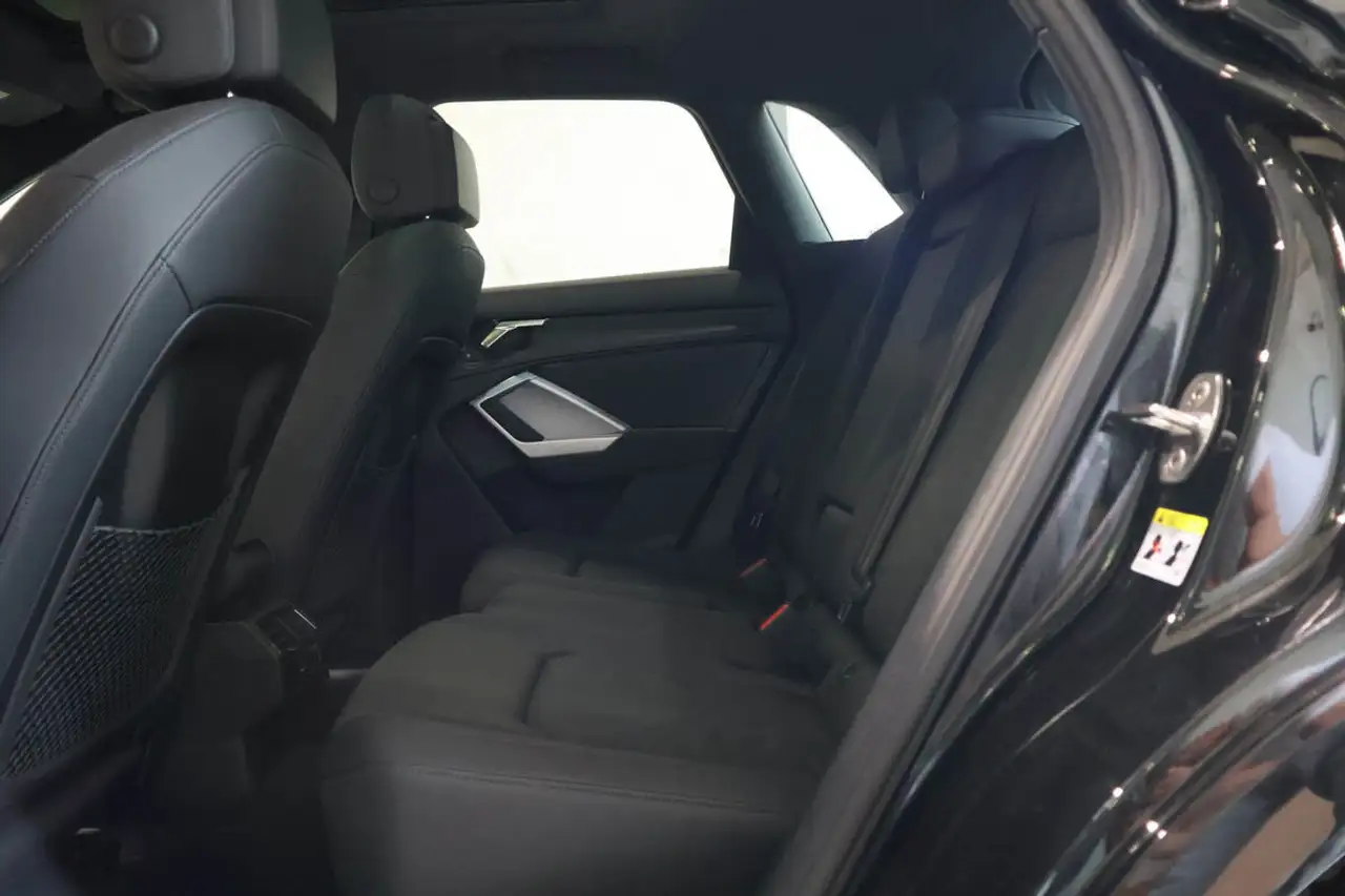 Audi Q3 снимка Audi Q3