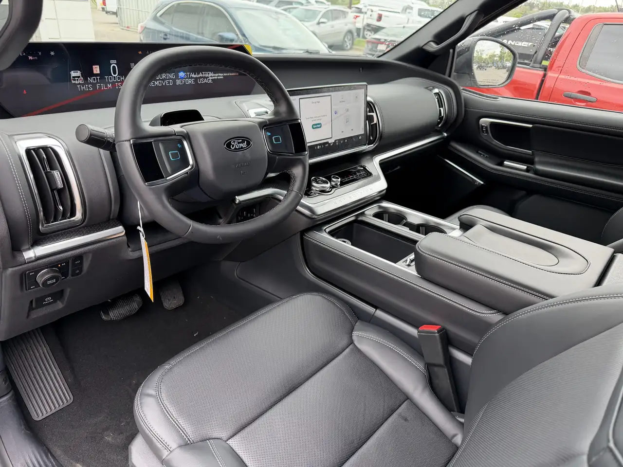 Ford Expedition снимка Ford Expedition