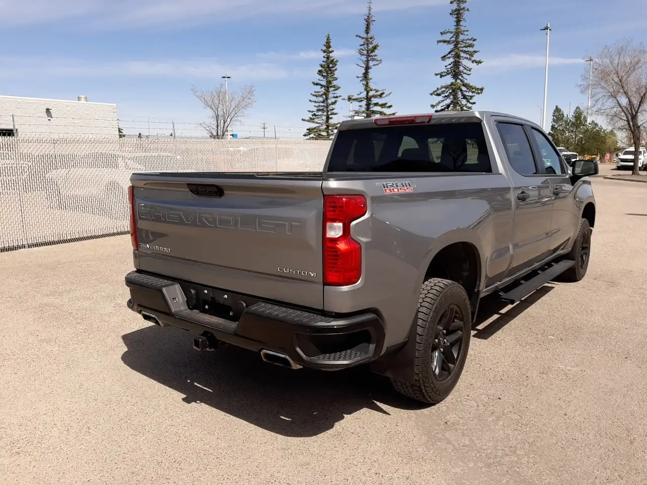 Chevrolet Silverado 1500 photo Chevrolet Silverado 1500