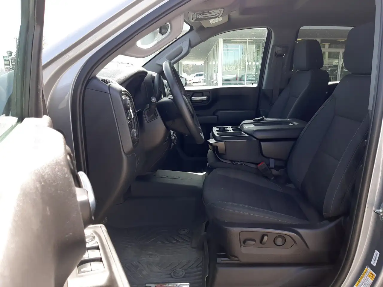 Chevrolet Silverado 1500 photo Chevrolet Silverado 1500