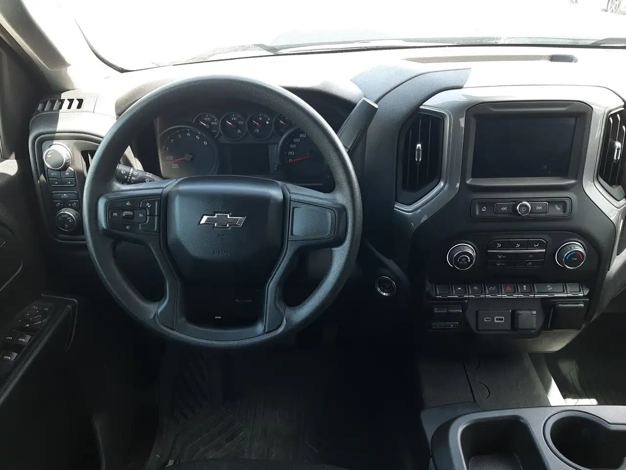Chevrolet Silverado 1500 photo Chevrolet Silverado 1500